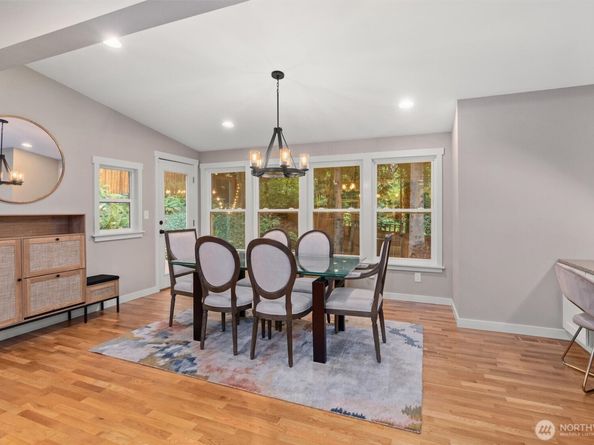 825 Wildwood Boulevard SW, Issaquah WA 98027