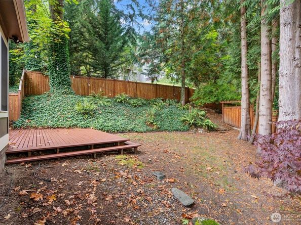 825 Wildwood Boulevard SW, Issaquah WA 98027