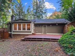 825 Wildwood Boulevard SW, Issaquah WA 98027