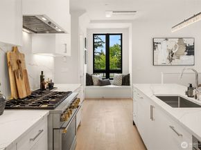 262 118th Avenue SE, Bellevue WA 98005