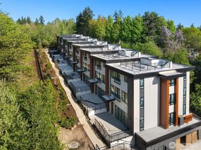 262 118th Avenue SE, Bellevue WA 98005