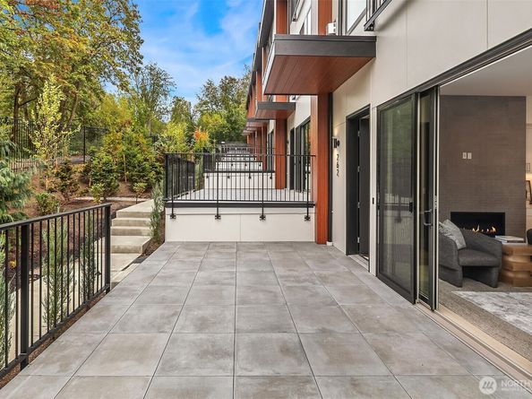262 118th Avenue SE, Bellevue WA 98005