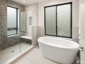 262 118th Avenue SE, Bellevue WA 98005