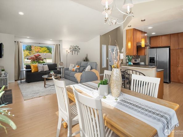 14011 SE 156th Court, Renton WA 98058