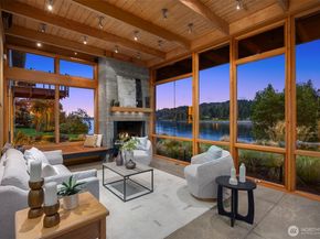 10403 NE Seaborn Road, Bainbridge Island WA 98110