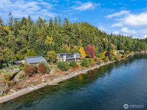 10403 NE Seaborn Road, Bainbridge Island WA 98110