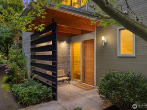 10403 NE Seaborn Road, Bainbridge Island WA 98110