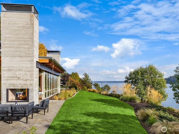 10403 NE Seaborn Road, Bainbridge Island WA 98110