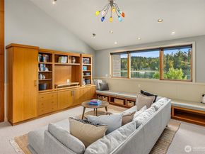 10403 NE Seaborn Road, Bainbridge Island WA 98110