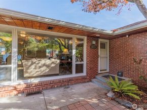 415 Rose Way, Everett WA 98203