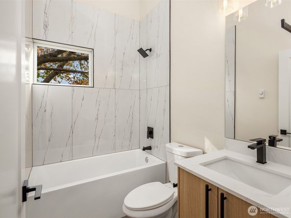 2840 NW 62nd Street, Seattle WA 98107
