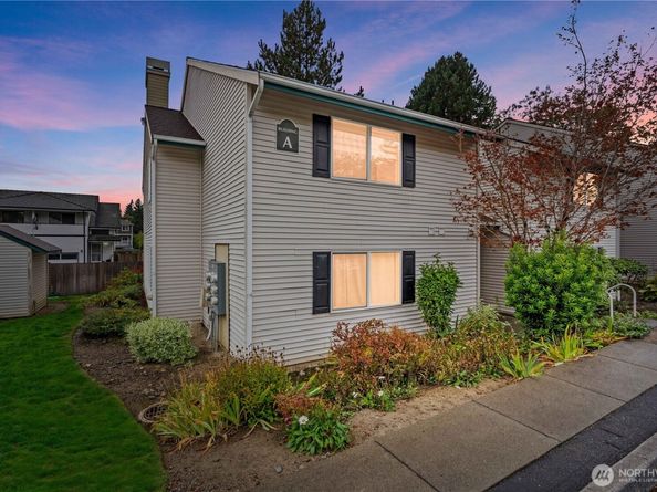 4231 NE 5th Street A201, Renton WA 98059
