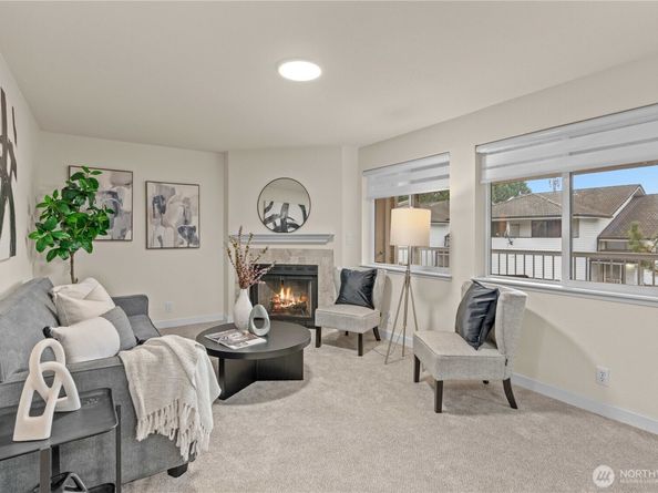 4231 NE 5th Street A201, Renton WA 98059
