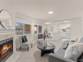 4231 NE 5th Street A201, Renton WA 98059