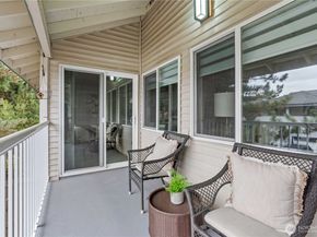 4231 NE 5th Street A201, Renton WA 98059