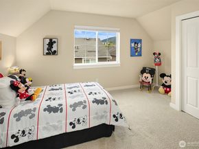 365 NE Denny Way, Issaquah WA 98029
