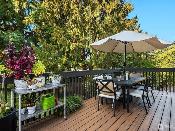11813 79th Avenue S, Seattle WA 98178