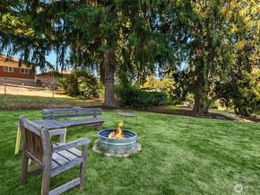 11813 79th Avenue S, Seattle WA 98178