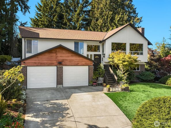 11813 79th Avenue S, Seattle WA 98178