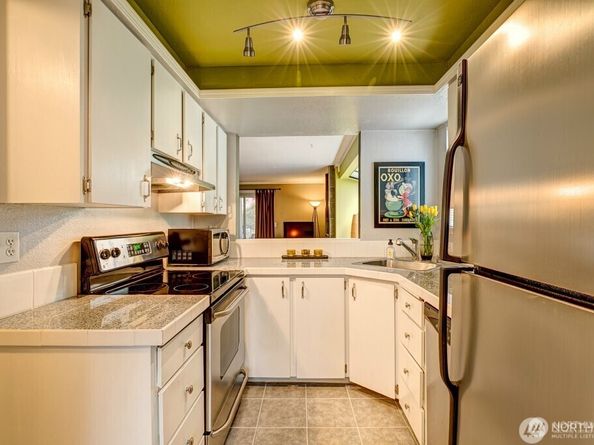10008 NE 122nd Street RB, Kirkland WA 98034