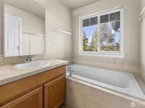 444 50th Street SE, Auburn WA 98092