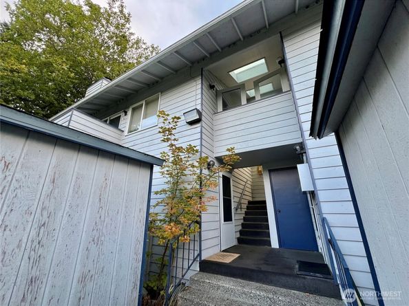 12719 NE 144th Street 151C, Kirkland WA 98034