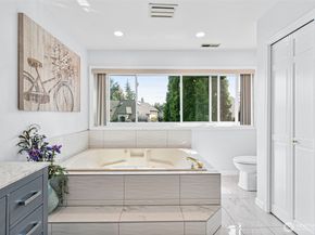 33513 7th Place SW, Federal Way WA 98023