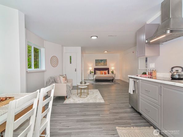 33513 7th Place SW, Federal Way WA 98023