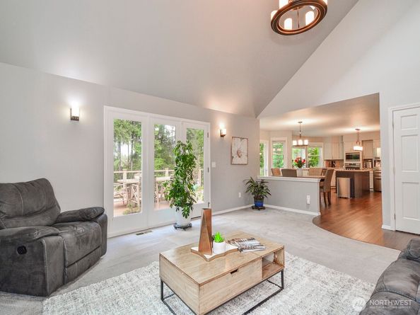 33513 7th Place SW, Federal Way WA 98023