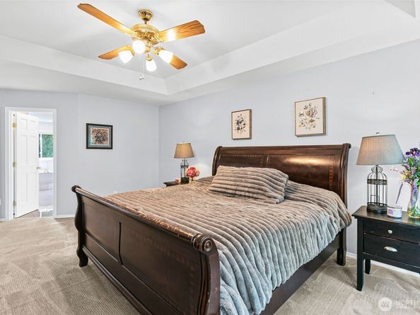 33513 7th Place SW, Federal Way WA 98023