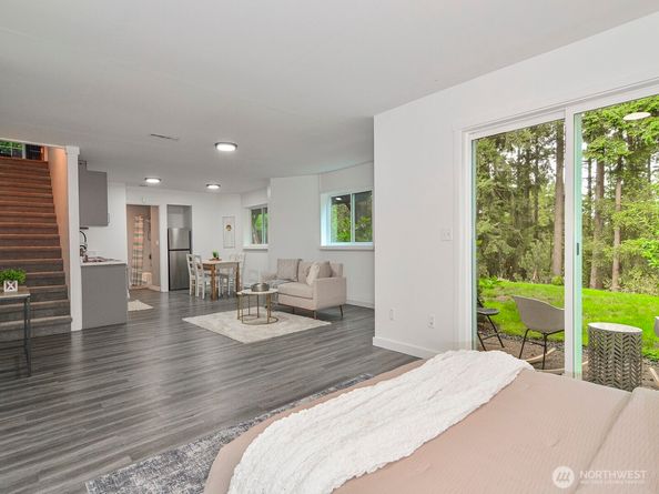 33513 7th Place SW, Federal Way WA 98023