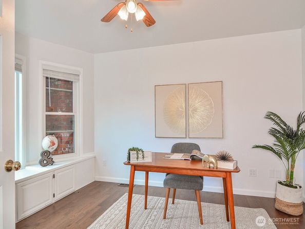 33513 7th Place SW, Federal Way WA 98023