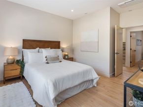 10120 NE 185th Street D, Bothell WA 98011