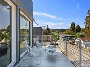 10120 NE 185th Street D, Bothell WA 98011