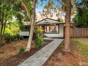 10045 NE 15th Street, Bellevue WA 98004