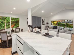 10045 NE 15th Street, Bellevue WA 98004