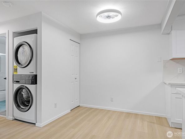 14200 NE 171st Street F203, Woodinville WA 98072