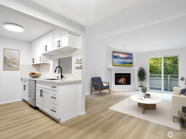 14200 NE 171st Street F203, Woodinville WA 98072