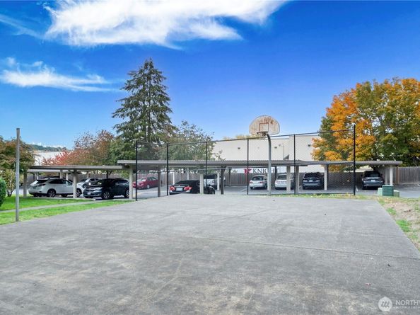 14200 NE 171st Street F203, Woodinville WA 98072