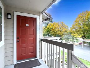 14200 NE 171st Street F203, Woodinville WA 98072