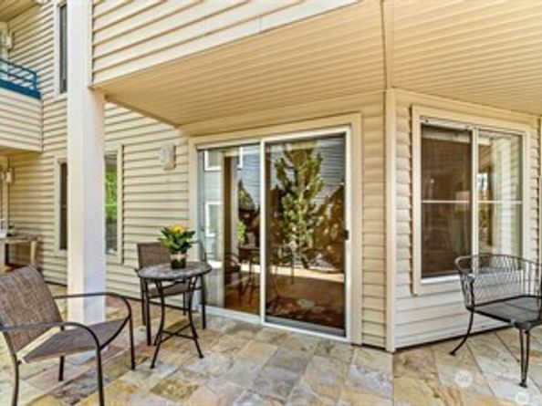 6960 California Avenue SW A106, Seattle WA 98126