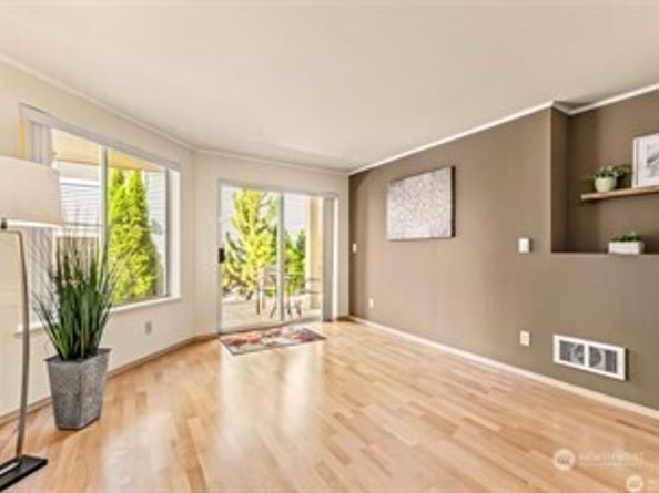 6960 California Avenue SW A106, Seattle WA 98126