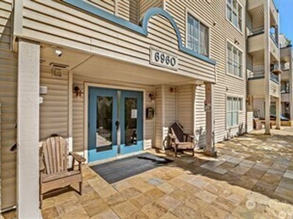 6960 California Avenue SW A106, Seattle WA 98126