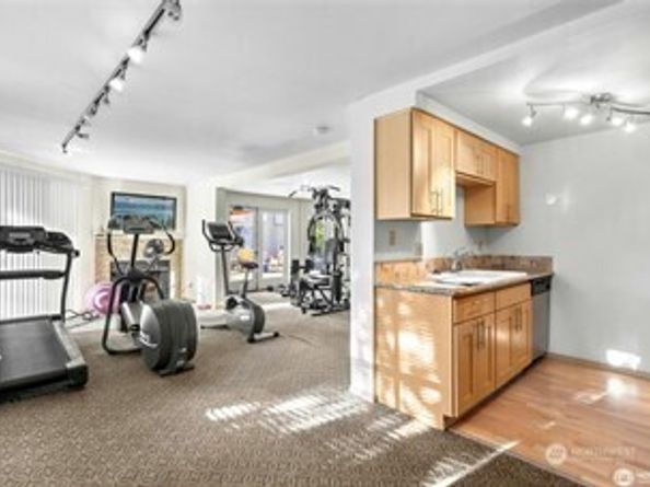 6960 California Avenue SW A106, Seattle WA 98126