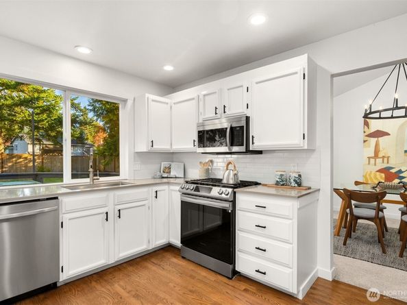 3207 212th Street SE, Bothell WA 98021
