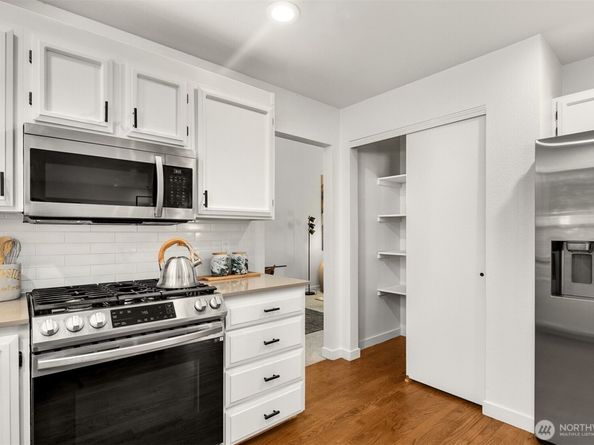 3207 212th Street SE, Bothell WA 98021