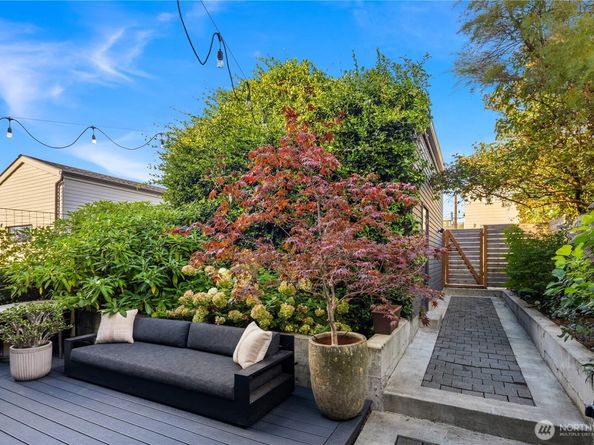 1826 S Lane Street, Seattle WA 98144