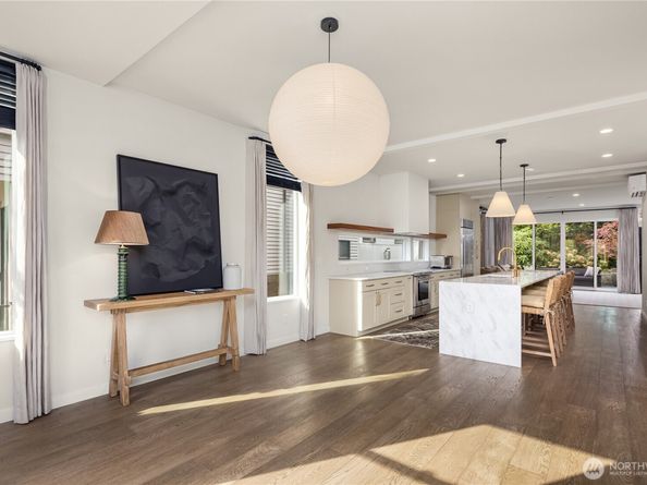 1826 S Lane Street, Seattle WA 98144