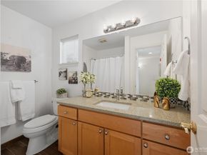 19010 68th Avenue NE A201, Kenmore WA 98028