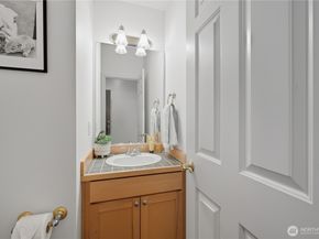 19010 68th Avenue NE A201, Kenmore WA 98028